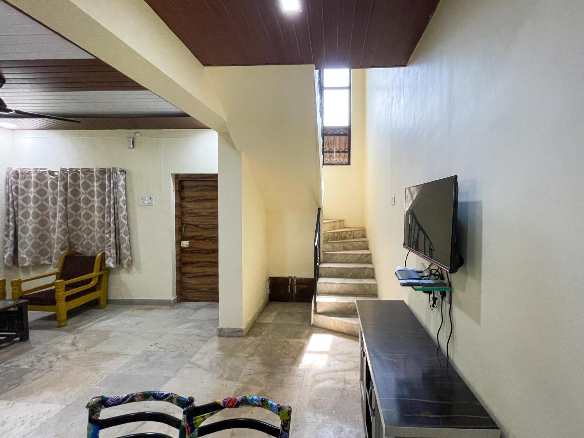 Zars Villa, Lonavala Exterior photo